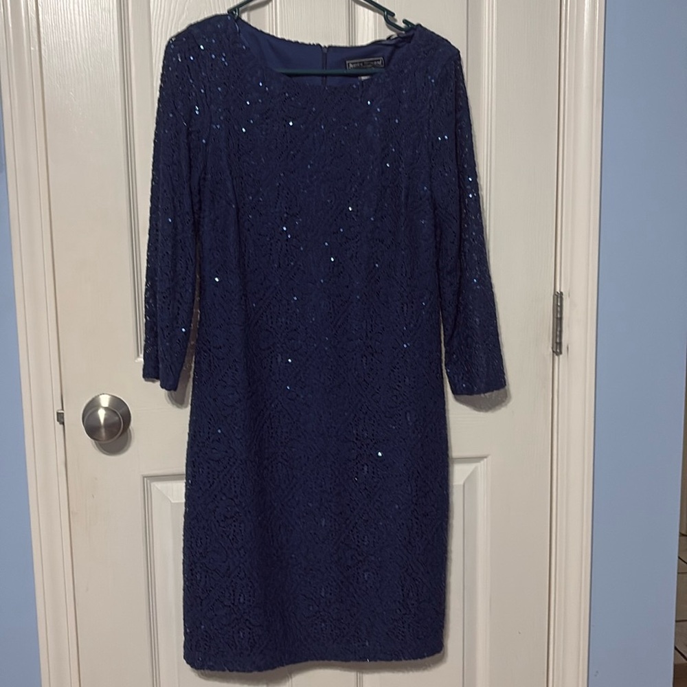 Jessica Howard 3/4 Sleeve Blue Sequin Dress